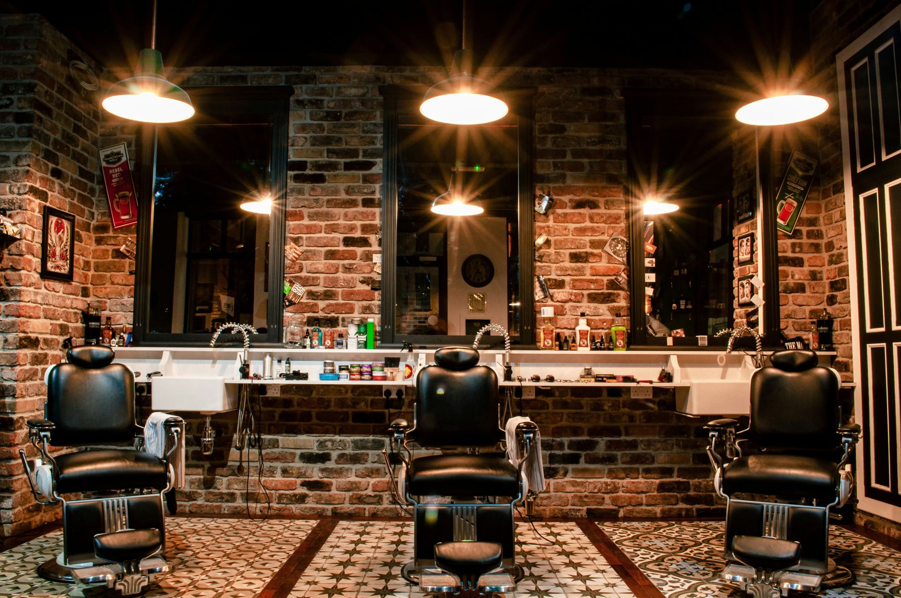 Interior da M.Style Barbearia Studio